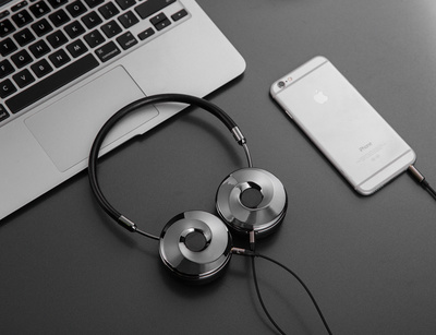 電子產(chǎn)品拍攝技巧 藍牙耳機、對講機及其他設(shè)備的專業(yè)呈現(xiàn)